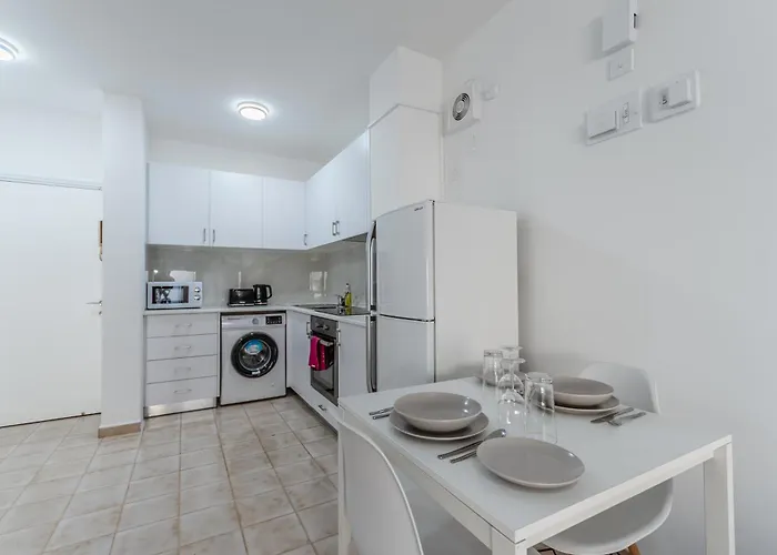 Apartment Flirty Flamingo Seaview Larnaca